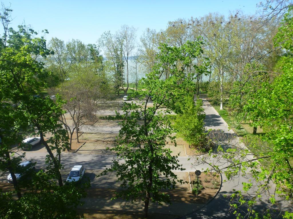 Ce Napfeny Hotel Siofok Luaran gambar